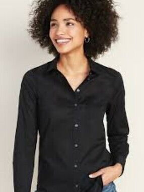 Old Navy Women’s Black Long-Sleeve Button Down Shirt